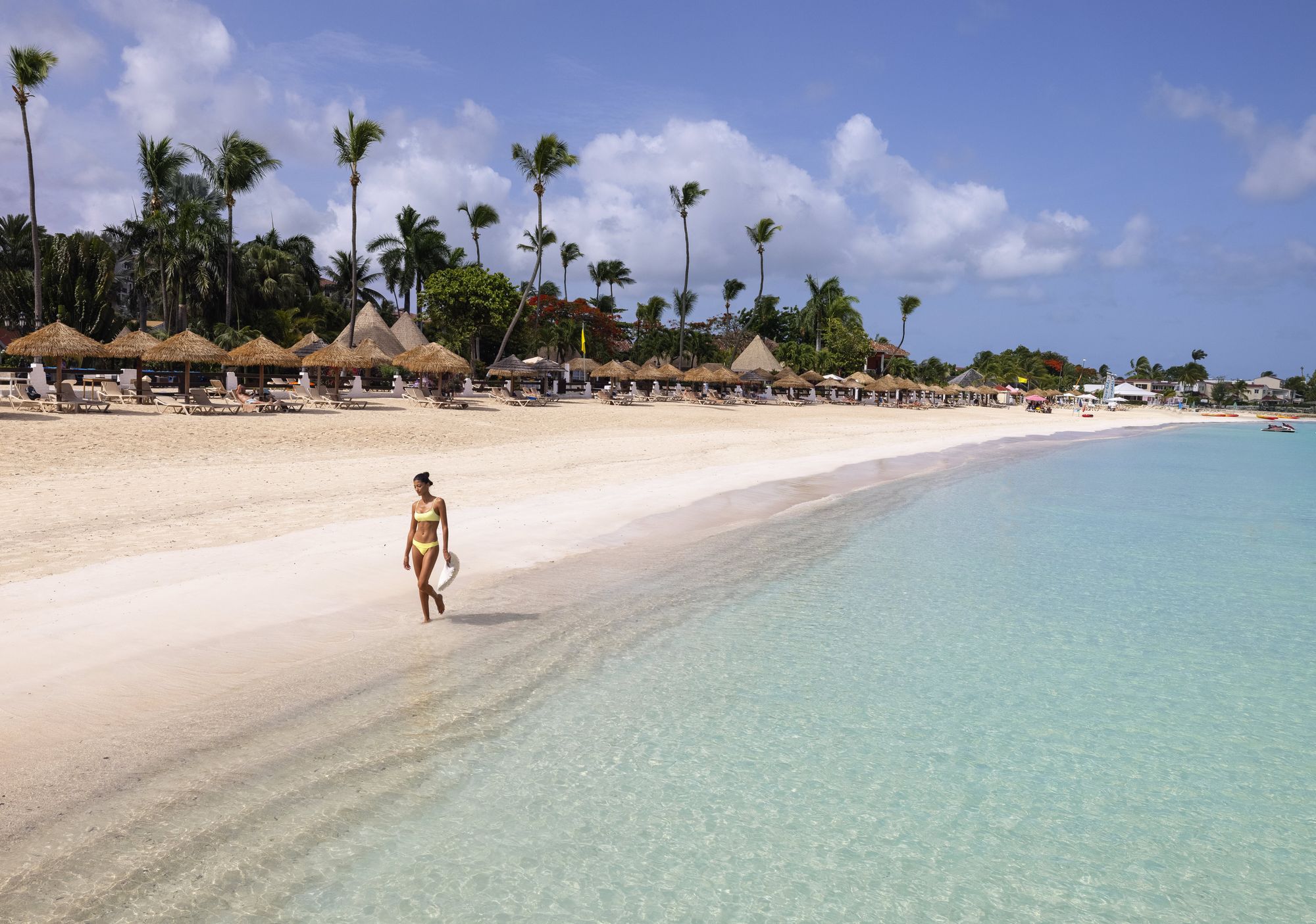 Three things guests love about... Sandals Grande Antigua. A full review.
