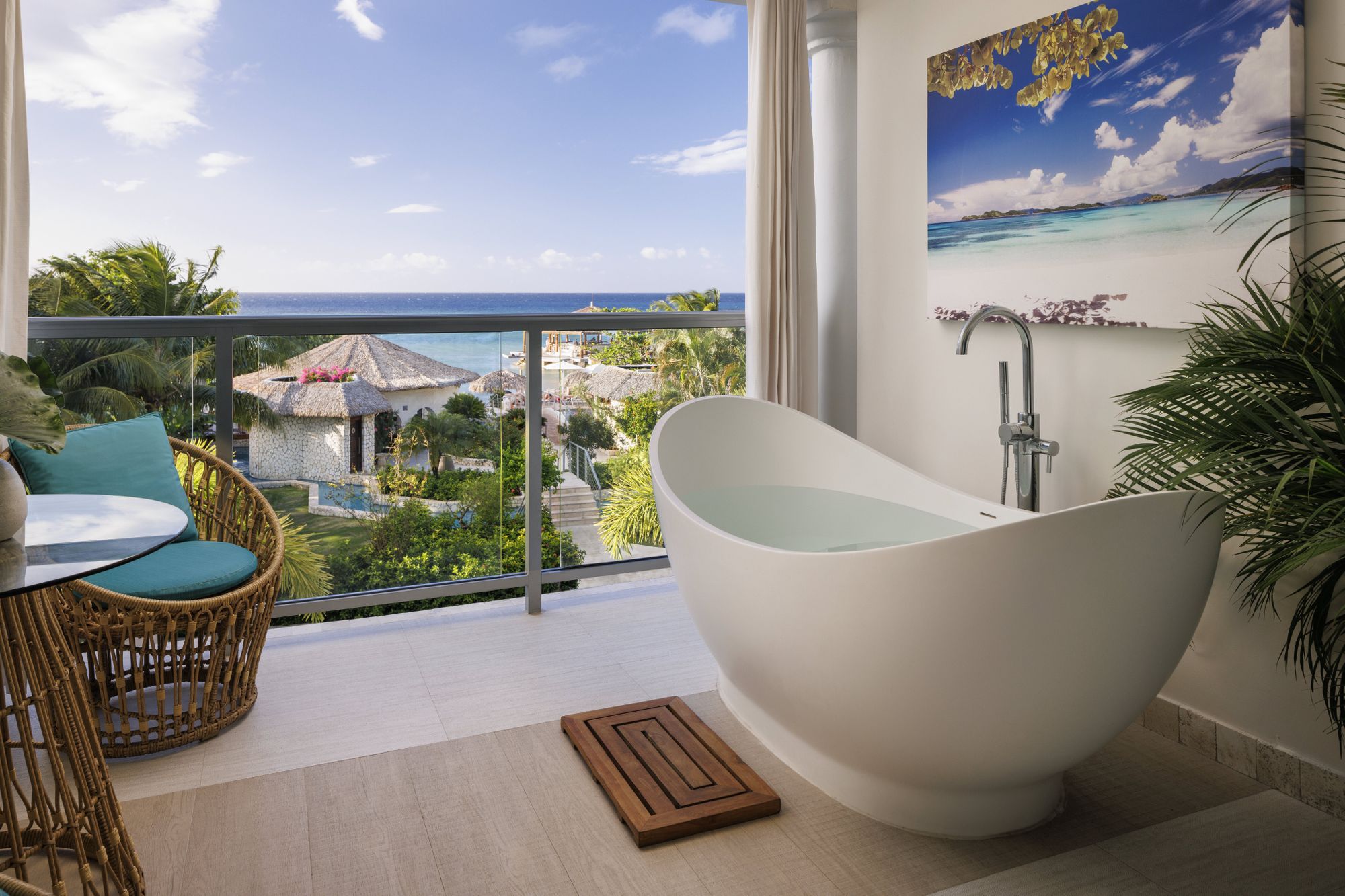 The Magic Of Sandals Tranquility Soaking Tub™