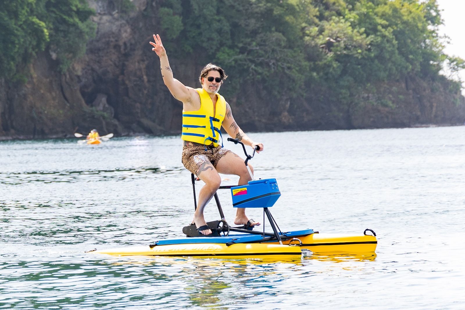 Joe-Manganiello-at-Sandals-Saint-Vincent-