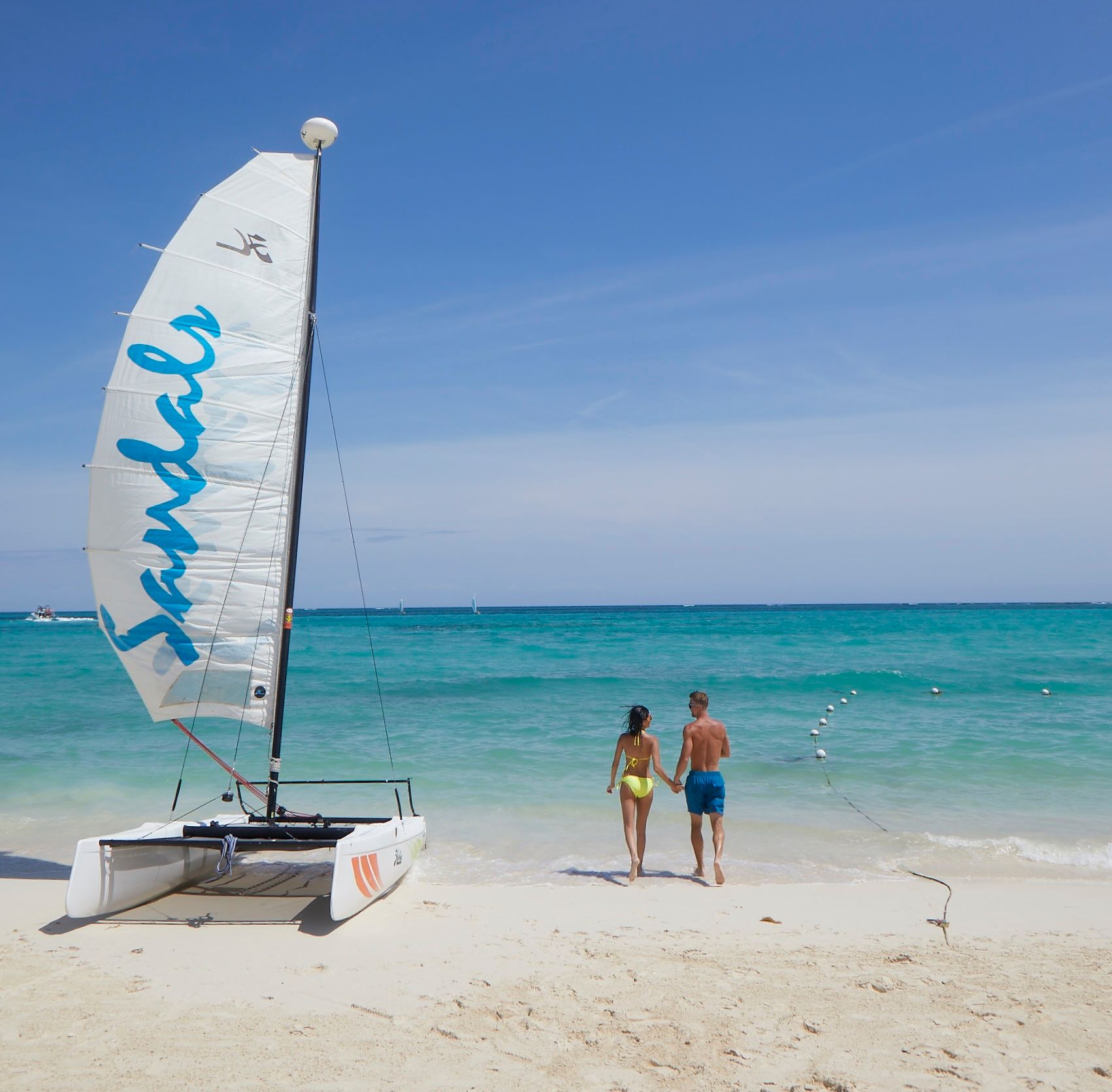 SRB-Lifestyle-Couple-Hobie-Cat-Watersport-2
