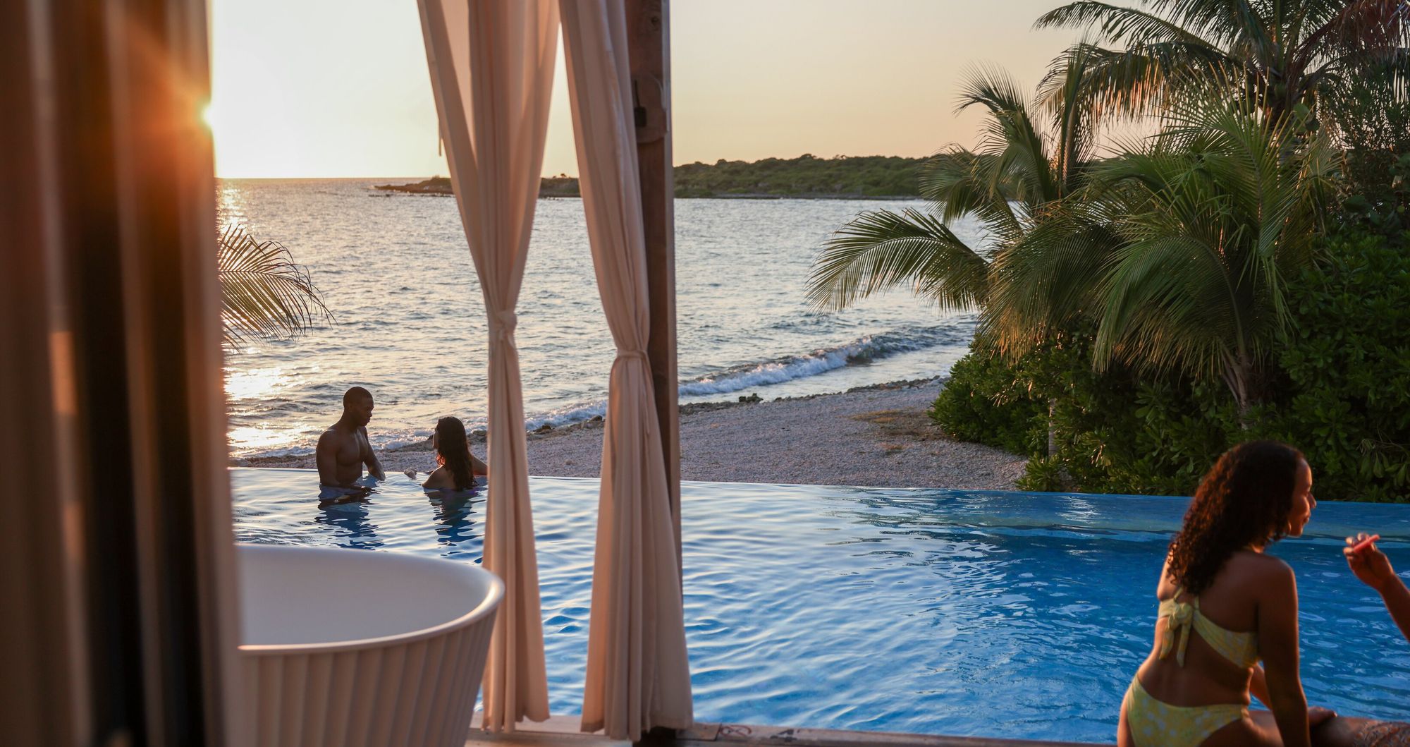 Web-Version-SCR-Lifestyle-Couples-Sunset-Pool