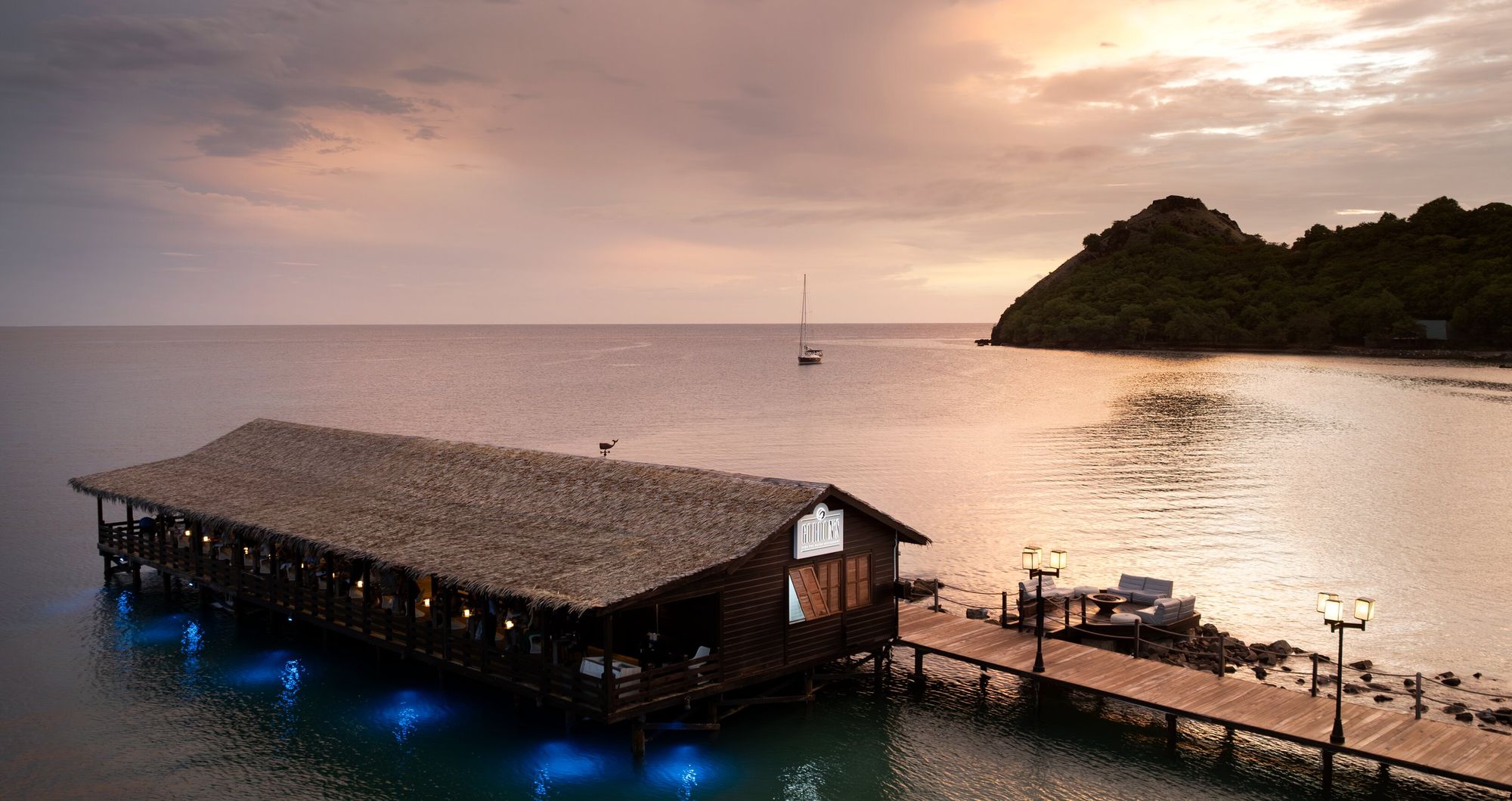 Web-Version-SGL-Restaurant-Gordons-Drone