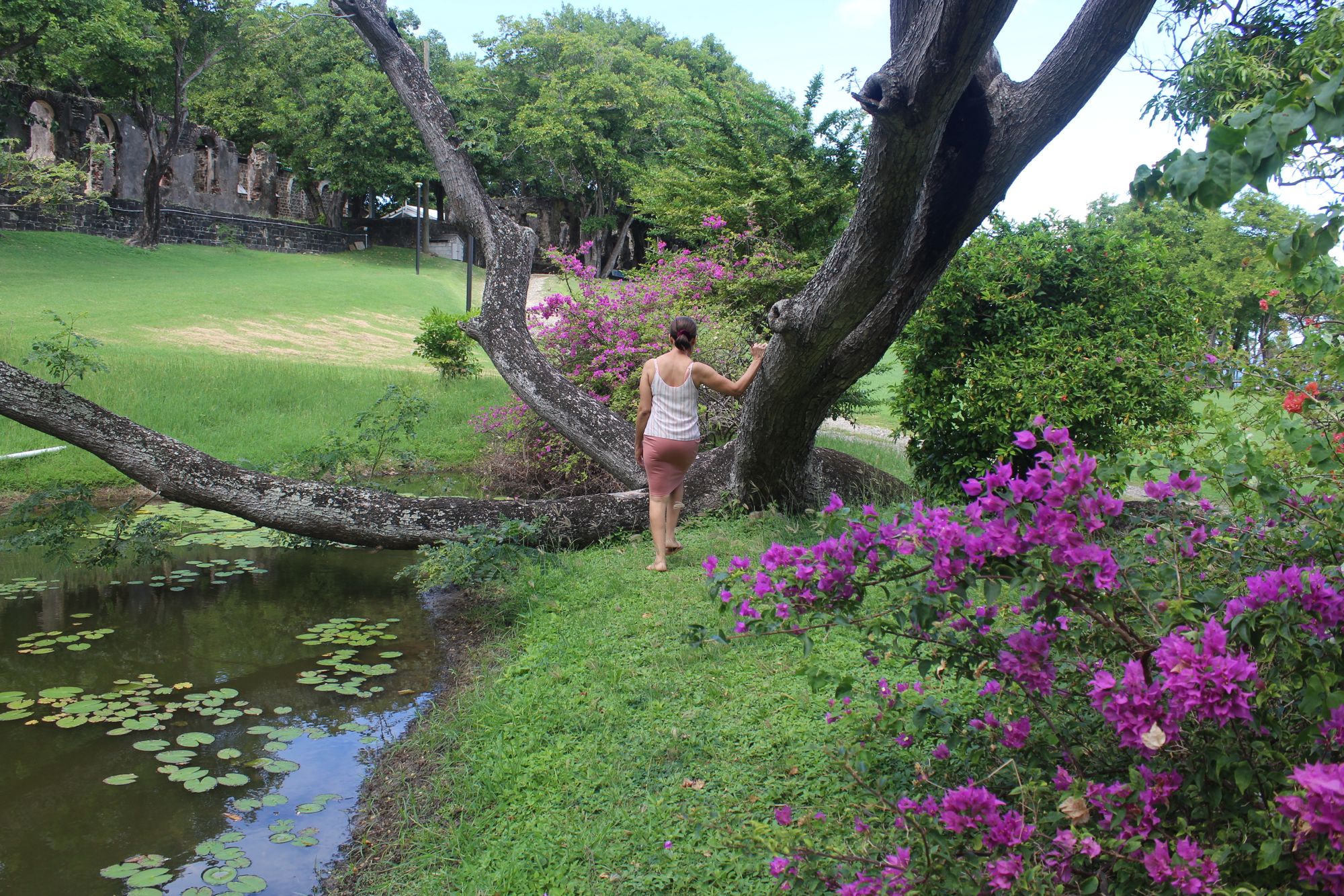 woman-photoshoot-pigeon-island