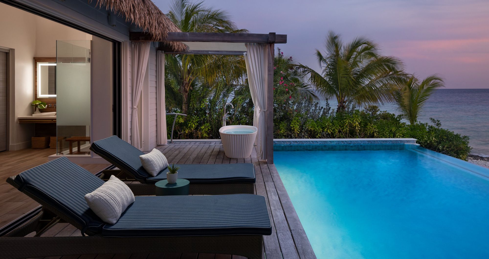 Web-Version-SCR-Room-ASP-Patio