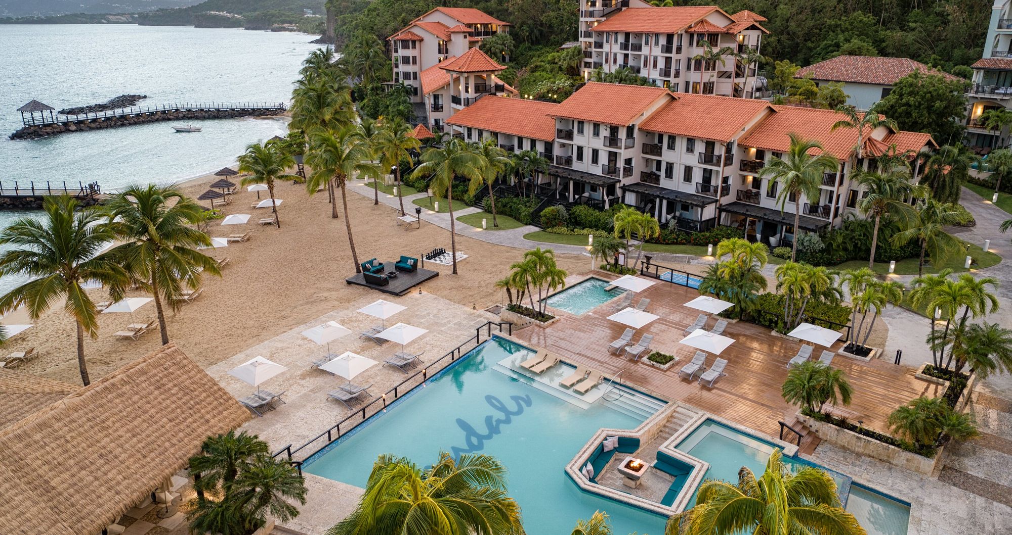 Web-Version-SLS-Drone-Pink-Gin-Pool-Fire-Pit